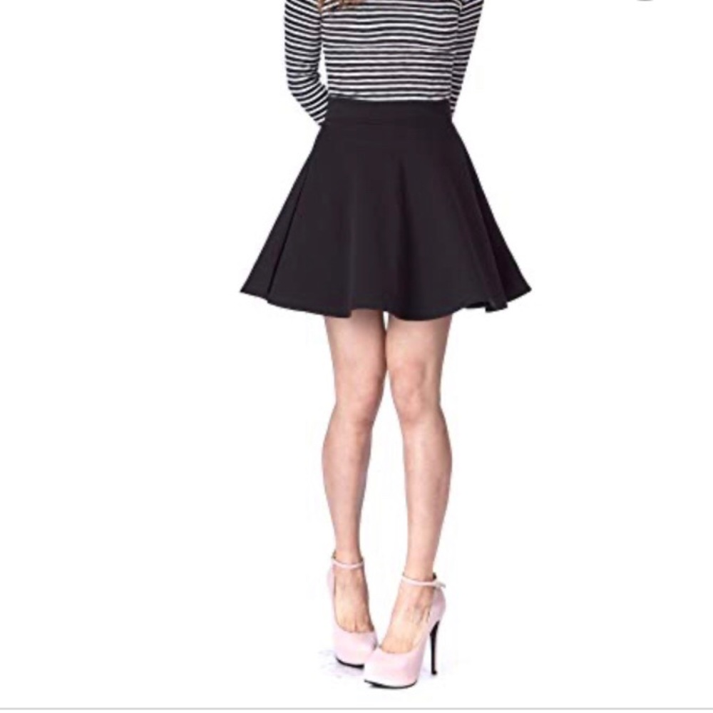 🎀NWOT Abercrombie & Fitch Black Skirt🎀